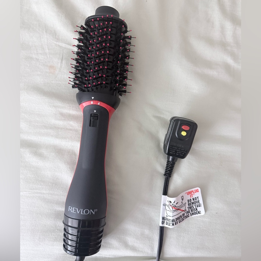 ✨ Revlon One-Step Hair Dryer and Volumizer – Clean, Perfect Condition - Picture 6 of 15